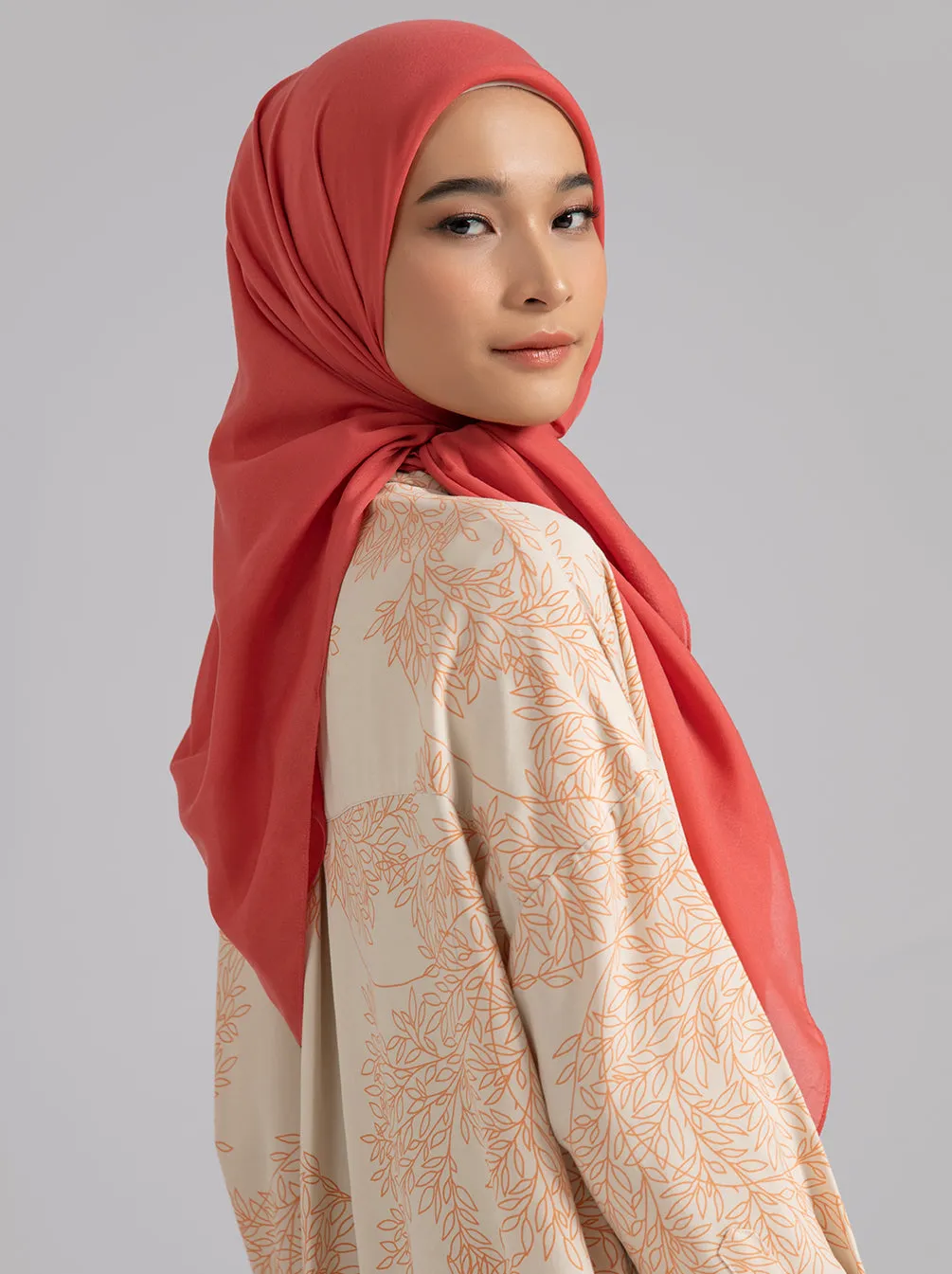 AIRY VOILE SCARF PLAIN RUBY LIPS